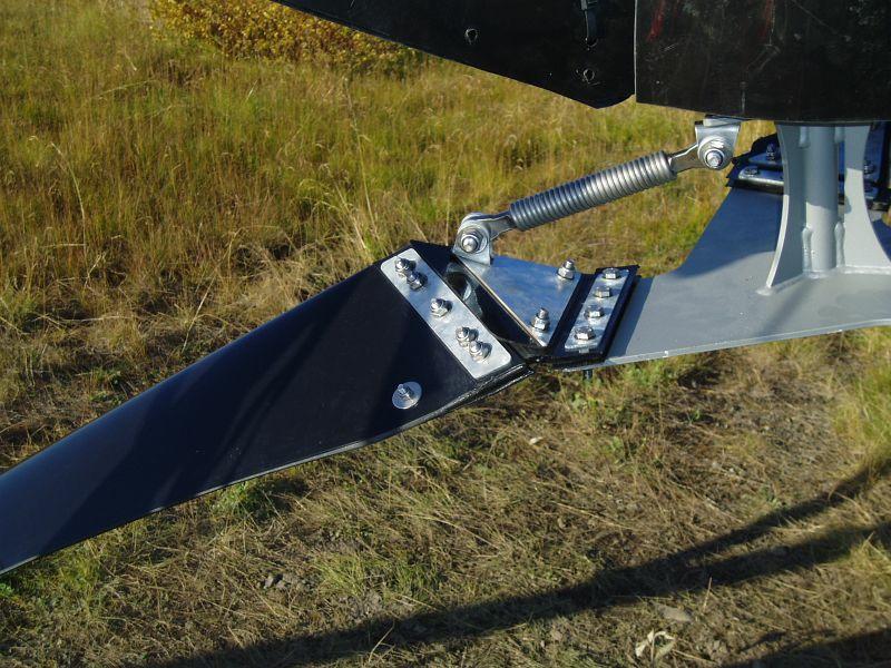 013_Blade Detail
